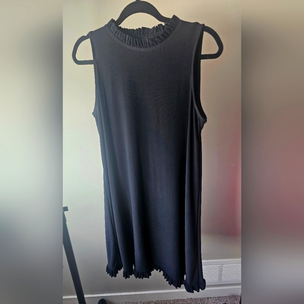 NIK AND NASH Black Dress